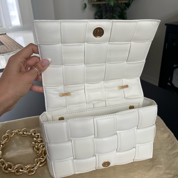 White shoulder bag - Picture 10 of 10